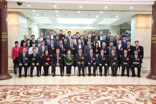 三慶集團董事長吳立春參加中國人民政治協(xié)商會議濟南市第十四屆委員會第一次會議2.jpg
